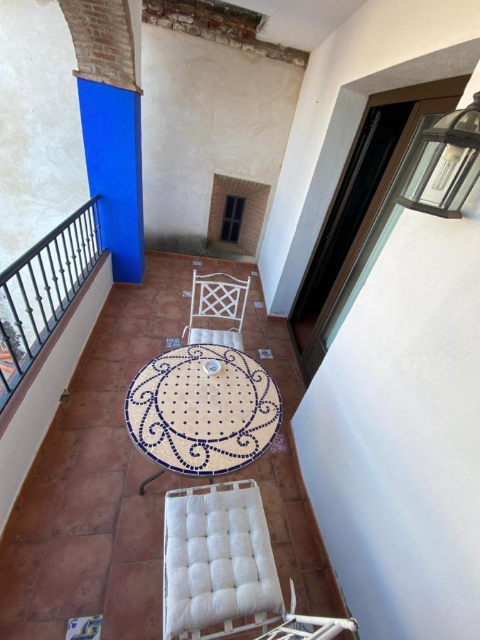 Hotel Rural La Posada De Las Cigueenas เฮเรส เด ลอส คาบาลเญรอส ภายนอก รูปภาพ