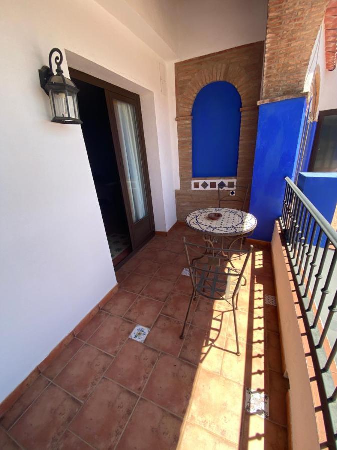 Hotel Rural La Posada De Las Cigueenas เฮเรส เด ลอส คาบาลเญรอส ภายนอก รูปภาพ
