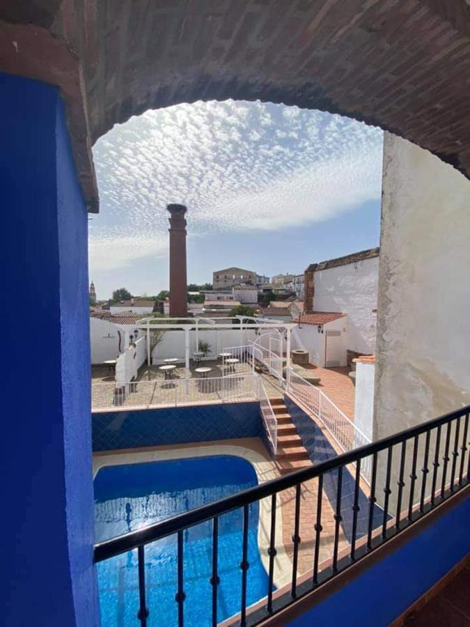 Hotel Rural La Posada De Las Cigueenas เฮเรส เด ลอส คาบาลเญรอส ภายนอก รูปภาพ
