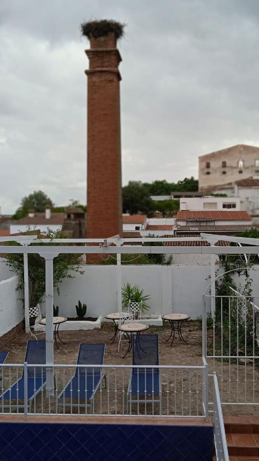 Hotel Rural La Posada De Las Cigueenas เฮเรส เด ลอส คาบาลเญรอส ภายนอก รูปภาพ